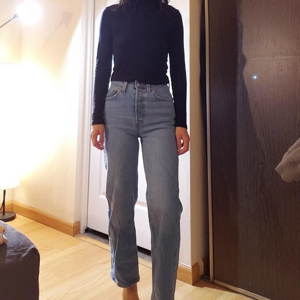 Ribcage Straight Jeans